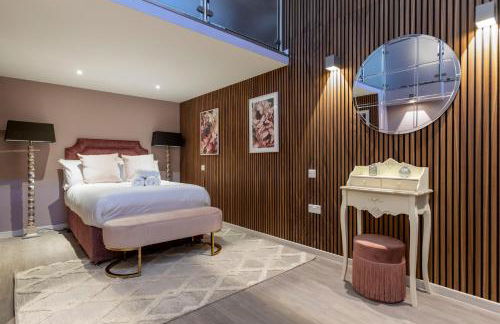 Palm Tree House Apartments - Photo 76