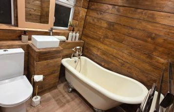 Cowboy Corner - Hot Tub, City Centre, Free Parking - Foto 27