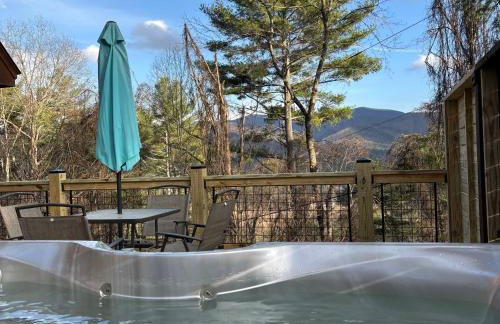 Blue Ridge Cozy Cabin-Hot Tub & Dog Friendly - Foto 1