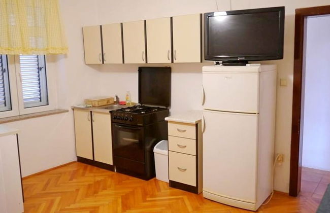 Cozy Apartment With sea View and one Bedroom - Photo 5