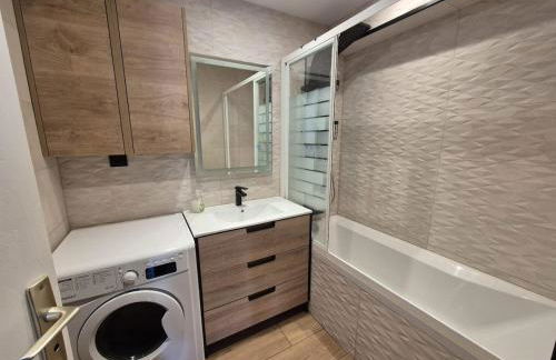 T2 avec balcon expo sud en plein centre ville - Foto 3