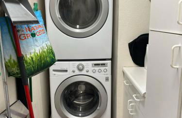 Creekside Craftsman Cabin with Jacuzzi - Alpine Splendor 6 Mins to downtown - Photo 33