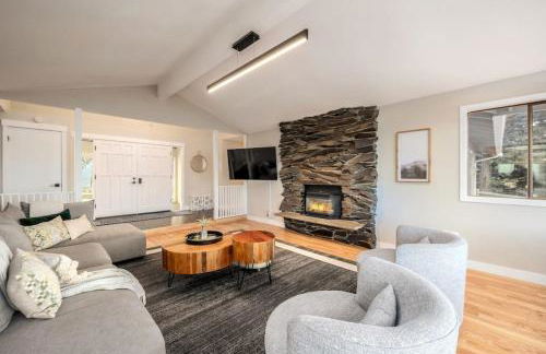 Oceanfront Family Retreat - Foto 9