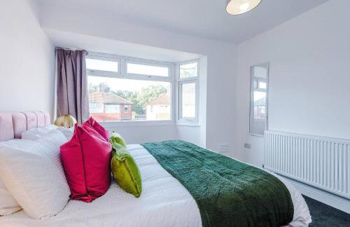 Comfy 3-BR Wirral Home | Free Parking & Wi-Fi - Foto 25