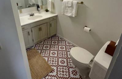 Boutique One Bedroom Apartment - Photo 3