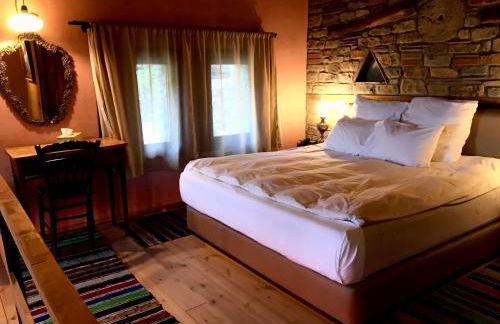 Montanema Handmade Village - Photo 25