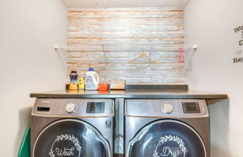 Luxury Hamptons 5BR Oasis with Pool Retreat - Foto 36