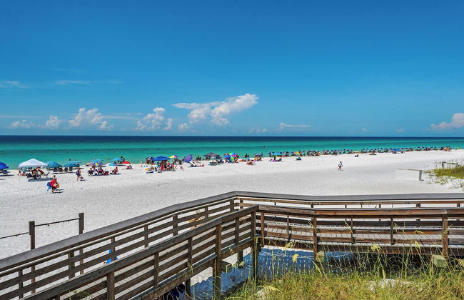 Modern + New Construction & Gulf Views; 3 Pools & Steps to Beach - Foto 51