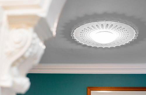 Purley House-Sleeps 8-Near Gatwick-Games Room - Foto 28