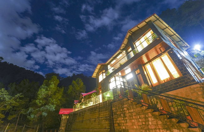 Kamlia 3 BHK Villa By Dumnu Homes - Foto 1