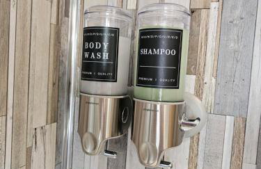 The Retreat - Photo 18