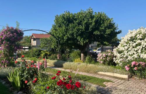 Super maison 5 pièces avec jardin - Foto 26