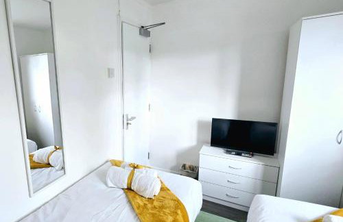 Corby Stay 2BR Work Trips & Family Friendly - Foto 42