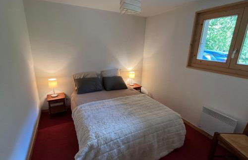 Family-friendly Self-catering Chalet Rental in Abondance - Sleeps 12 Portes du Soleil - Photo 18