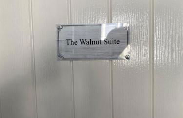 The Walnut Suite lovely one bedroom flat in Stoke. - Foto 4