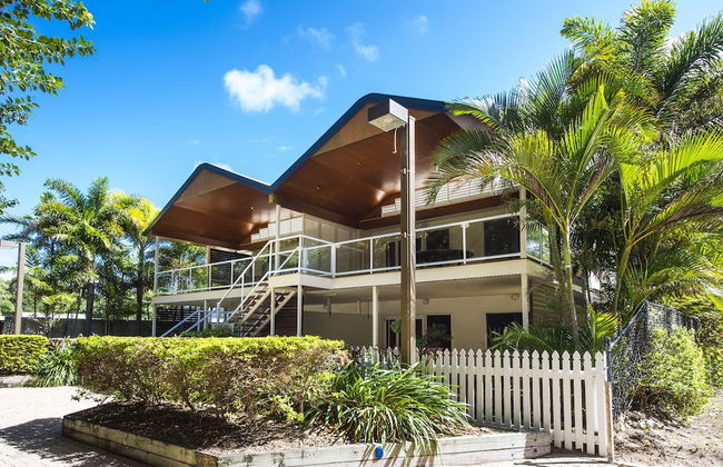 Picnic Bay Apartments Unit 4 - Photo 1