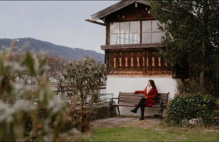Villa Tegernsee - Exclusive Lakefront Villa with private Zirben Sauna, 4 Rooms for Family & Friends - Foto 41