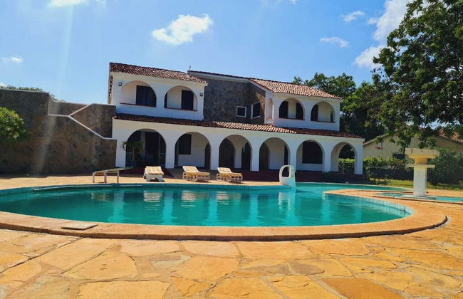 Lux Suites Sanuna Villas Diani - Foto 15