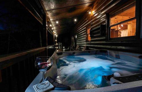 Serene Cabin*Mountain Views*Hot Tub*Large Decks - Foto 28