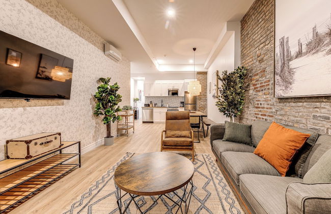 Bohemian Vieux Quebec Two Bedroom - Photo 17