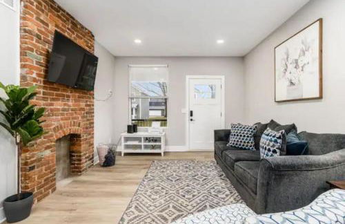 2 homes side by side downtown with fenced yard and hot tub - Foto 4