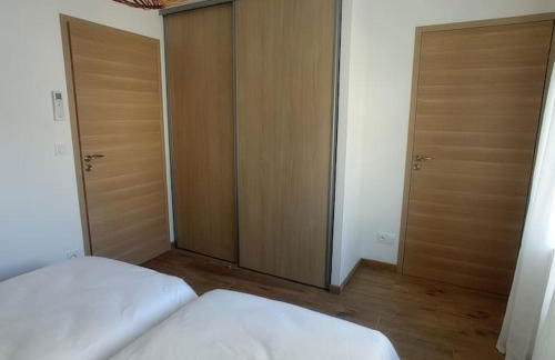 G de Laure - Foto 23