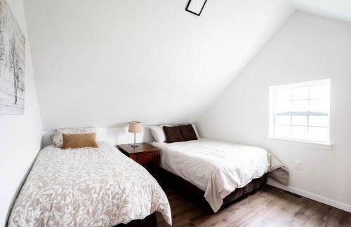 Cordova Farmhouse - 7 Minutes from the Ark! - Foto 32