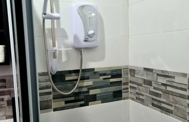 Charming, Quiet & Cozy - Close to Highway,parking - Foto 21