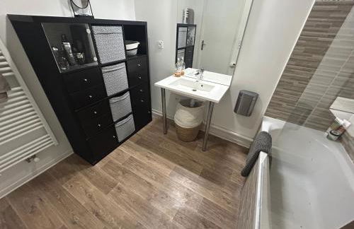 Superbe nid douillet 42m avec balcon et parking - Foto 27