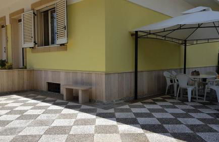 Casa Zara Appartamenti con patio e BBQ, a pochi minuti dal mare - Foto 4