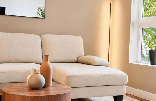 Modern Retreat 10 Min from Disneyland With Pool & Gym - Foto 40