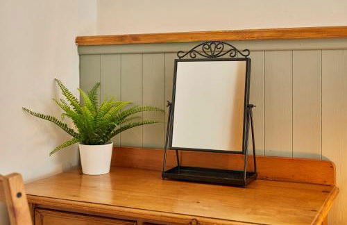 Church View Cottage & Secret Garden, Matlock - Now Hosted by StayHostSave - Foto 58