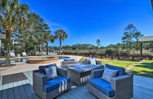 Spacious Pass Christian Home with Pool and Boat Launch - Foto 26