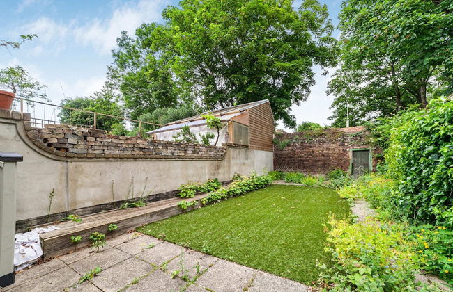 Modern Victorian Home With Secret Garden - Foto 26