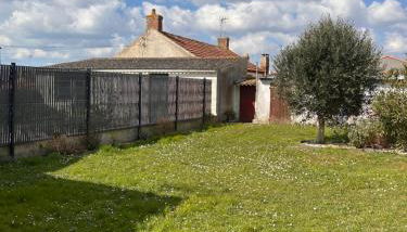 Maison de Famille La Bernerie - Foto 2, Garden, Garden view