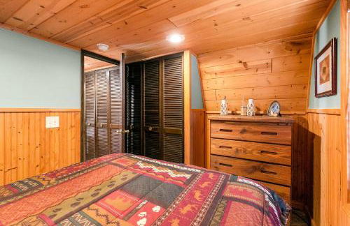 8 Mi to Dogwood Canyon Cozy Cabin with Deck - Foto 12