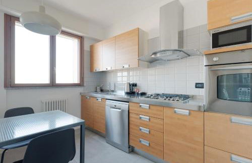 GuestHost - Modern Apartment Milano Pirelli - Foto 3