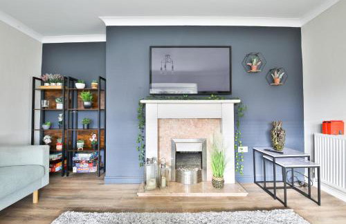 Spacious & Modern Triple-Story Cardiff Home with Pool Table - Foto 23