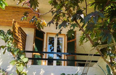 Costa’s Steak House apartment - Foto 10