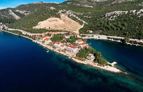 Repic Apartments - Photo 26