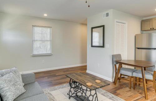 Louisville Charm Near the Derby Apt with Yard! - Foto 6