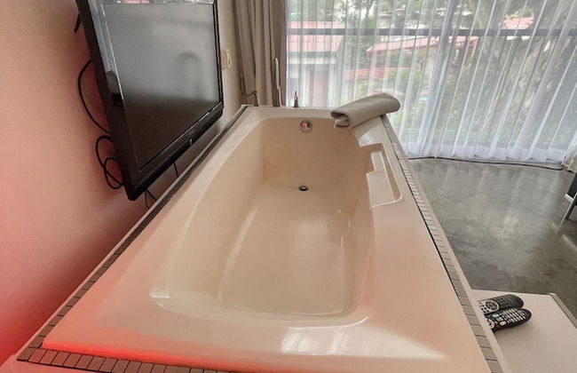 Beautiful Spacious Loft 2 Bedrooms 2 Full Baths 2 car Garage in Downtown - Foto 43