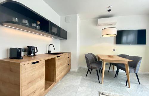 H11 Aparthotel - Photo 102