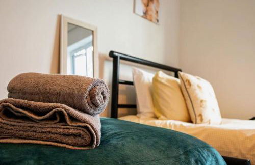 Augusta House - Andover - Photo 21