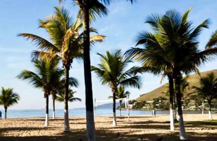 Garatucaia Casa 3 Suítes bem Perto da Praia - Foto 2