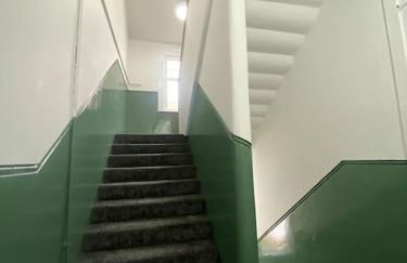 5 Smithhills Paisley Central GLW & Glasgow access - Foto 4