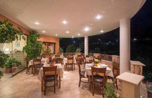 Hotel Eirini - Foto 76