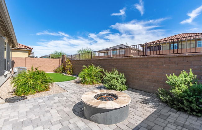 Charming Home in the Desert - Photo 8