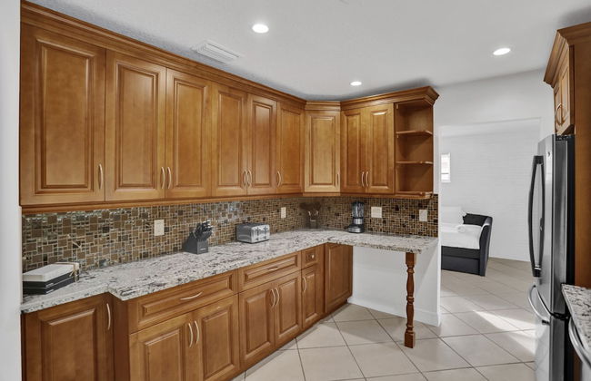 Cleveland Tropical Oasis & Private Pool - Foto 25