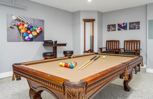 Phenomenal 7BR 4 Master Suites Southeast Pool Hot Tub Gas BBQ 2 Miles to Disney - Foto 2